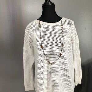 J-CREW. White, 100% Cotton, drop shoulder, 3/4 sleeves, sweater. Sz Large